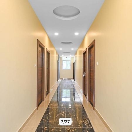 Hotel Manorama Inn ラクナウ エクステリア 写真